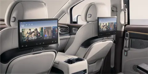 Denza D9 DM-i — official interior photo