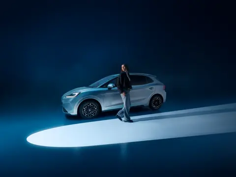 MG MG4 Urban — official exterior photo