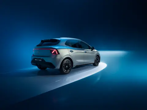 MG MG4 Urban — official exterior photo