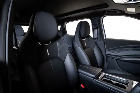 Omoda 7 SHS — official interior photo