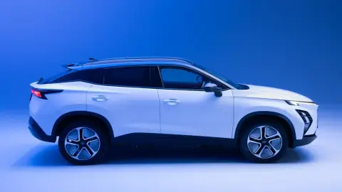 Omoda E5 — official exterior photo