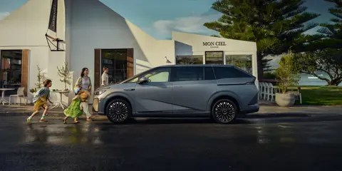 XPeng X9 — official exterior photo