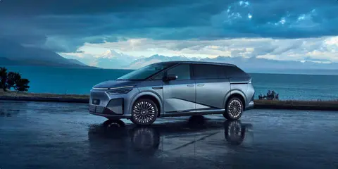 XPeng X9 — official exterior photo